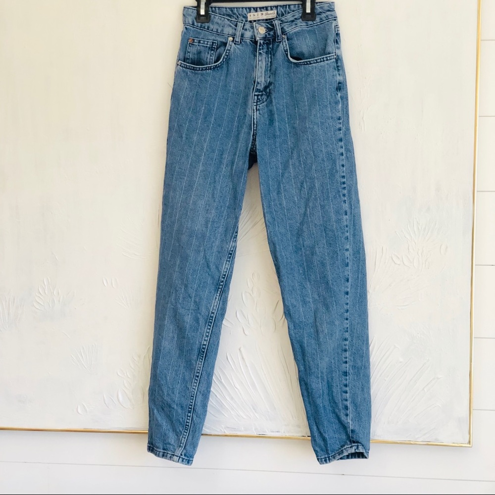 Denim Co. Light Blue Pinstripe Mom Jeans - Women’s 2